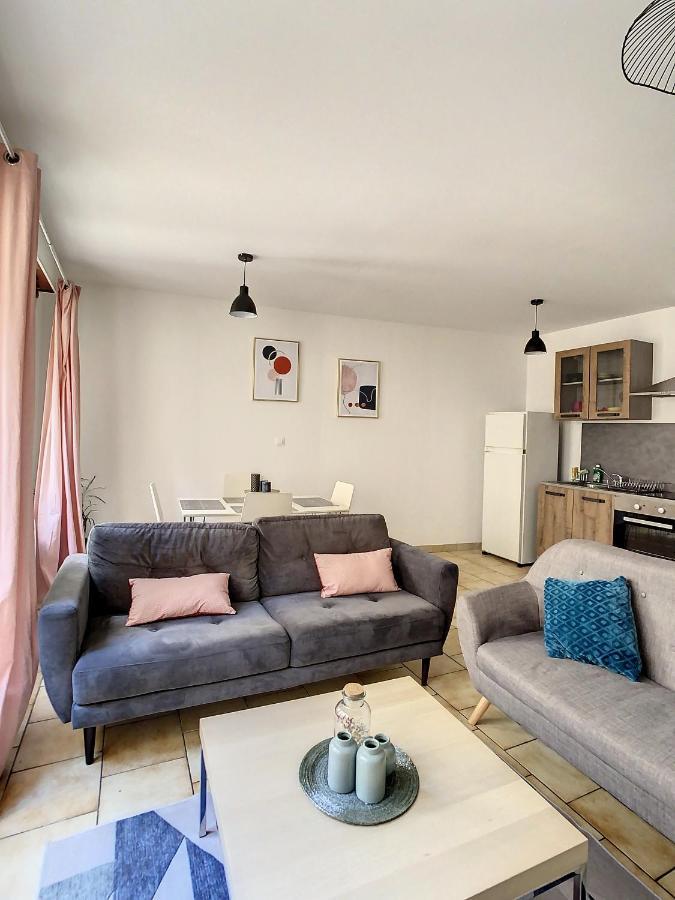 Grand Appart Spacieux Hyper Centre Gare 2Pers Troyes Exterior photo